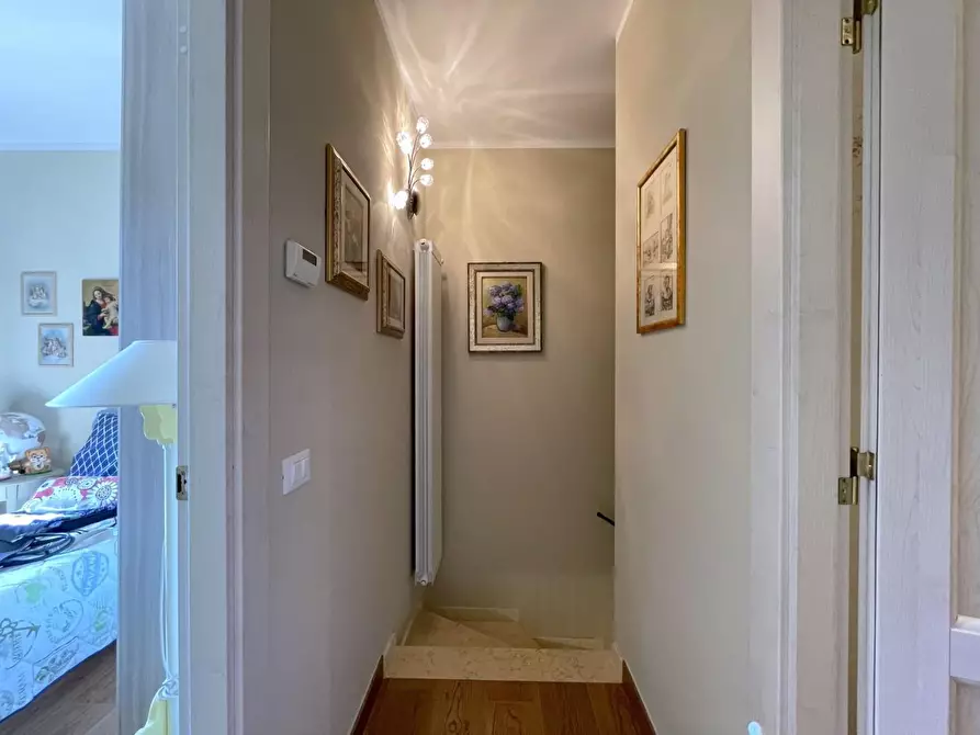 Immagine 37 di Villetta a schiera in vendita  a Camaiore