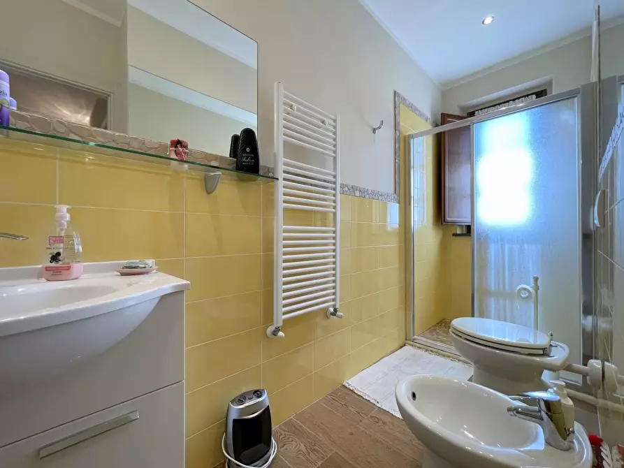 Immagine 35 di Villetta a schiera in vendita  a Camaiore