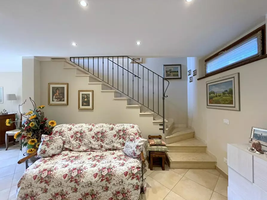 Immagine 19 di Villetta a schiera in vendita  a Camaiore