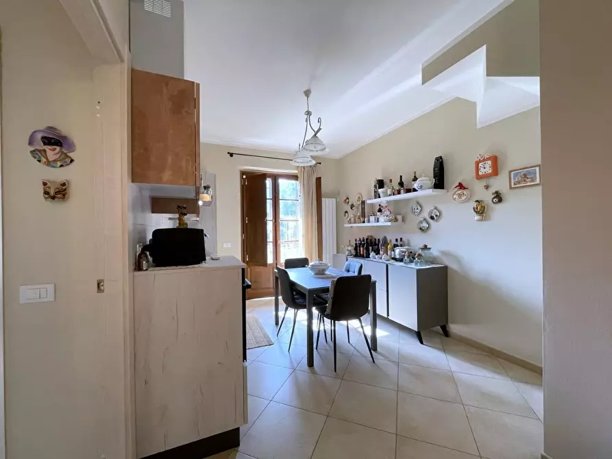 Immagine 5 di Villetta a schiera in vendita  a Camaiore