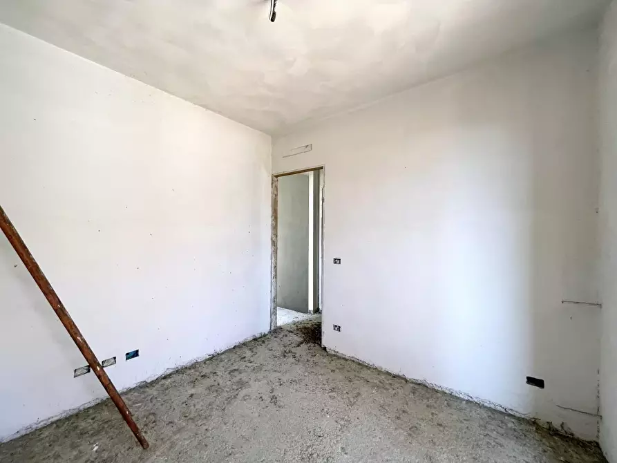 Immagine 32 di Casa bifamiliare in vendita  a Camaiore