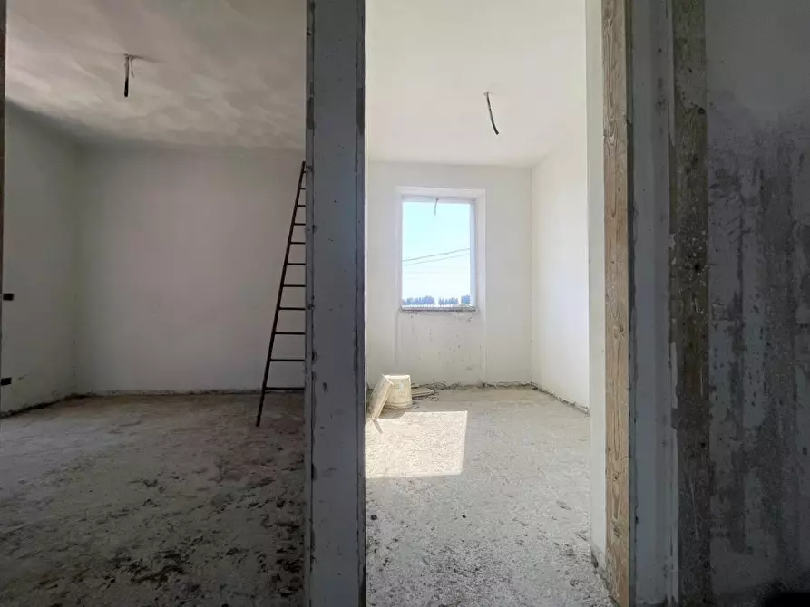 Immagine 29 di Casa bifamiliare in vendita  a Camaiore