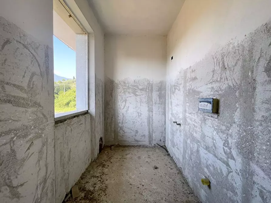 Immagine 37 di Casa bifamiliare in vendita  a Camaiore