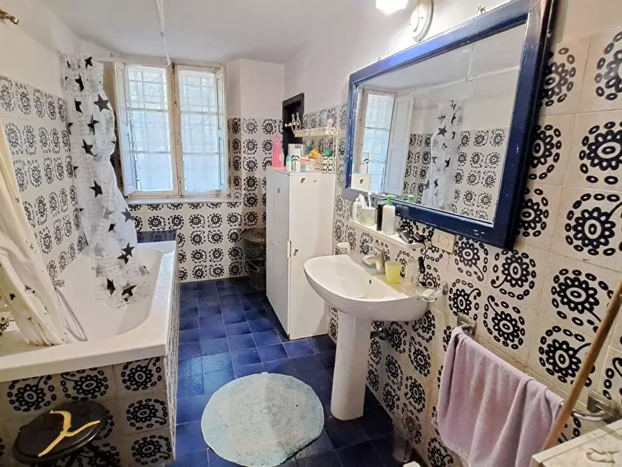 Immagine 17 di Appartamento in vendita  a Rosignano Marittimo