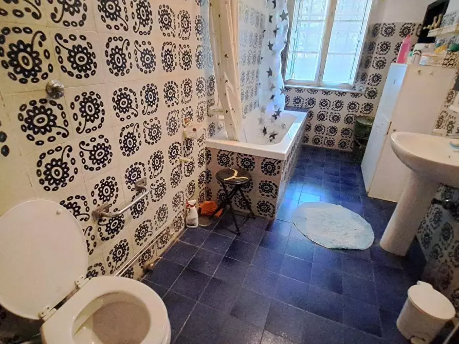 Immagine 18 di Appartamento in vendita  a Rosignano Marittimo