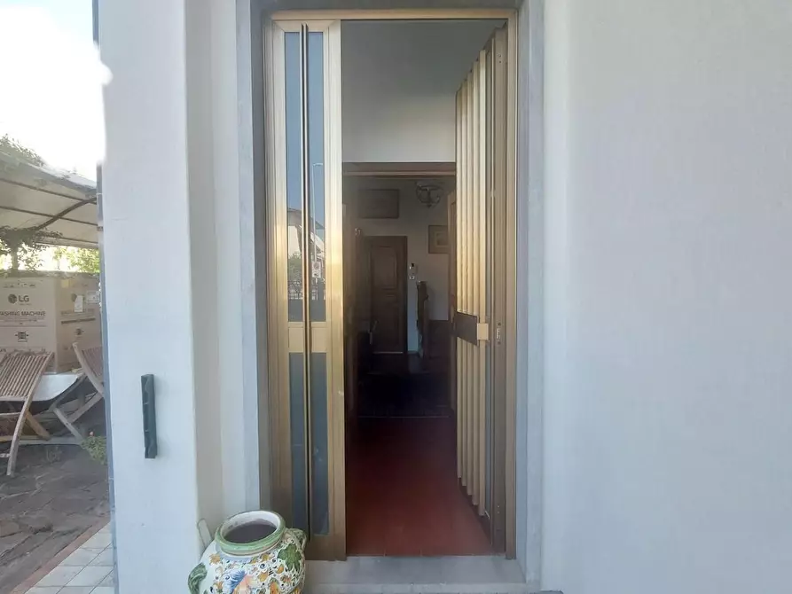 Immagine 26 di Casa bifamiliare in vendita  a Viareggio