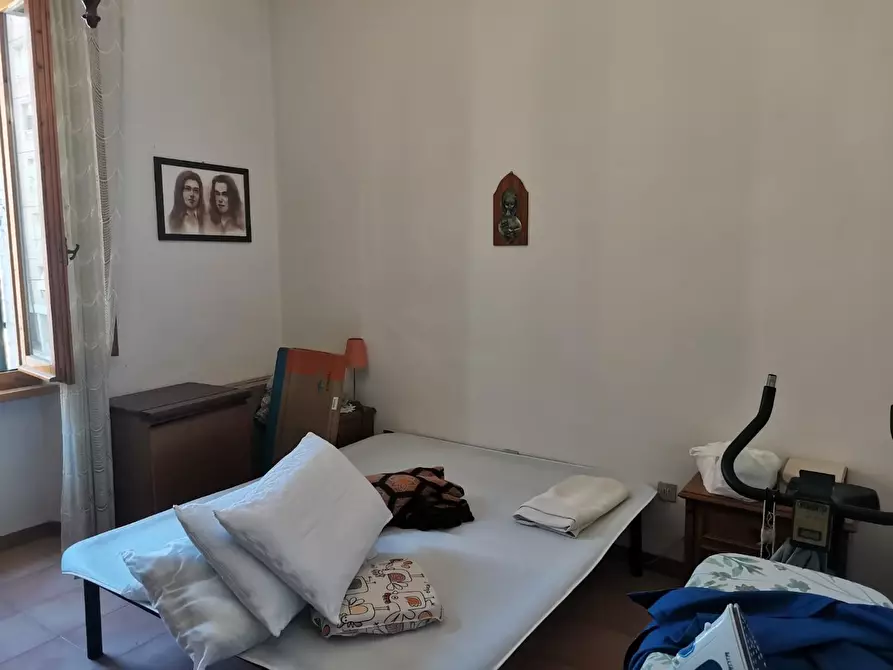 Immagine 10 di Appartamento in vendita  a Poggibonsi