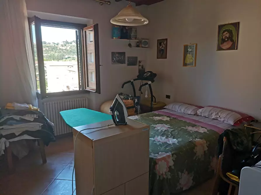 Immagine 18 di Appartamento in vendita  a Poggibonsi