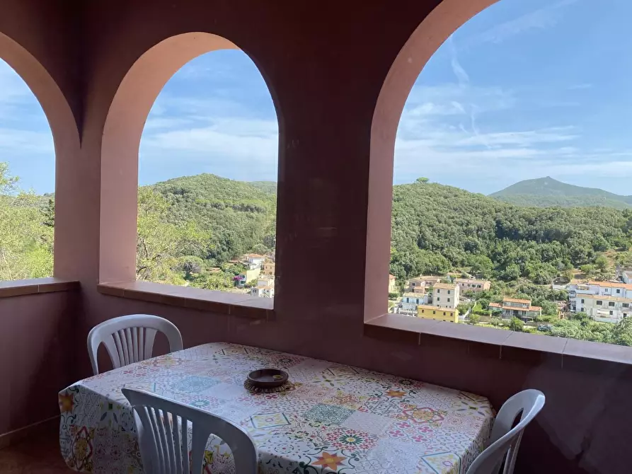 Immagine 2 di Appartamento in vendita  a Rio Marina