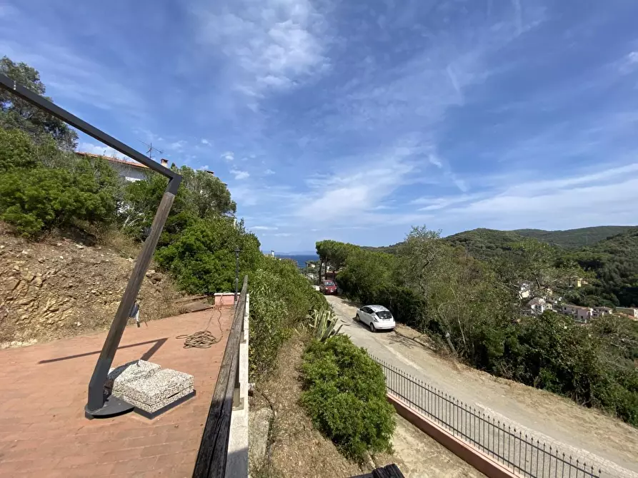 Immagine 25 di Appartamento in vendita  a Rio Marina