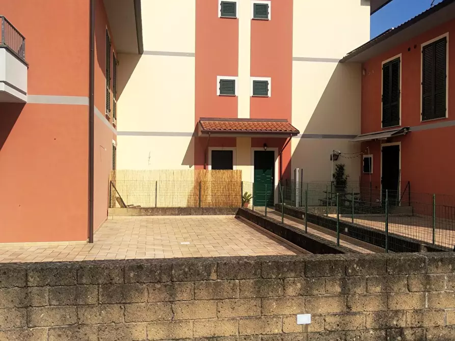 Immagine 1 di Villetta a schiera in vendita  a Montopoli In Val D'arno