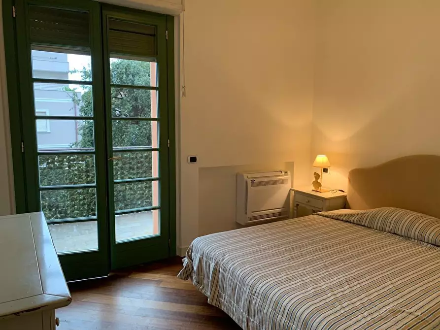 Immagine 15 di Appartamento in affitto  a Forte Dei Marmi