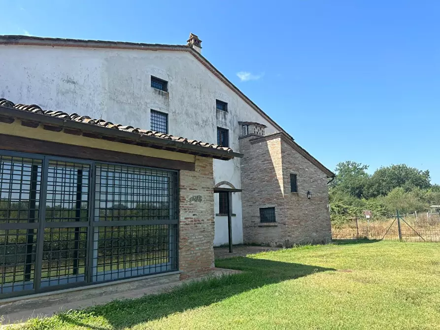 Immagine 28 di Casa colonica in vendita  a Castelfranco Di Sotto