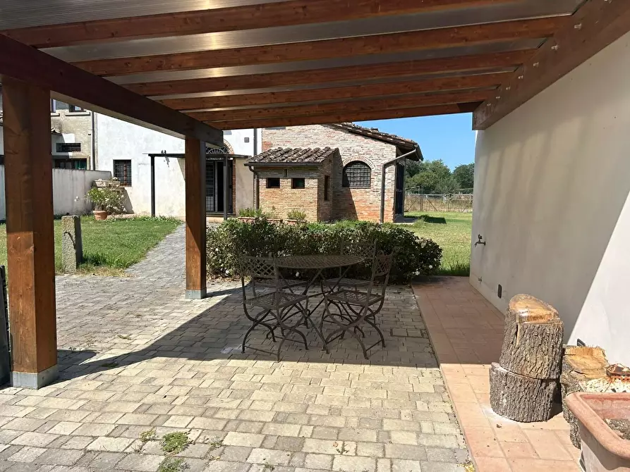 Immagine 29 di Casa colonica in vendita  a Castelfranco Di Sotto