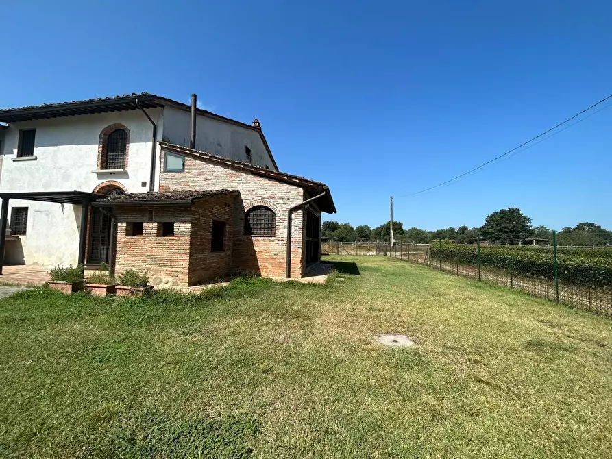 Immagine 22 di Casa colonica in vendita  a Castelfranco Di Sotto