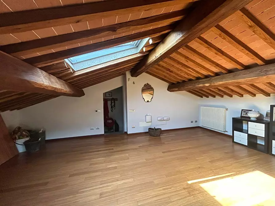 Immagine 20 di Casa colonica in vendita  a Castelfranco Di Sotto