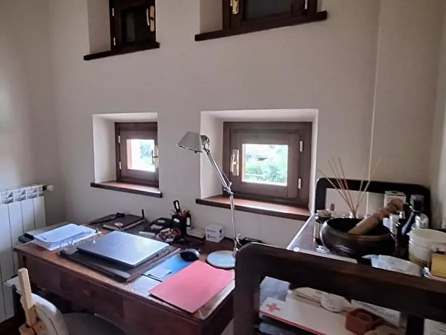 Immagine 11 di Casa quadrifamiliare in vendita  a Barga