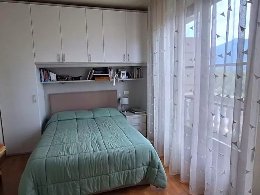 Immagine 12 di Casa quadrifamiliare in vendita  a Barga