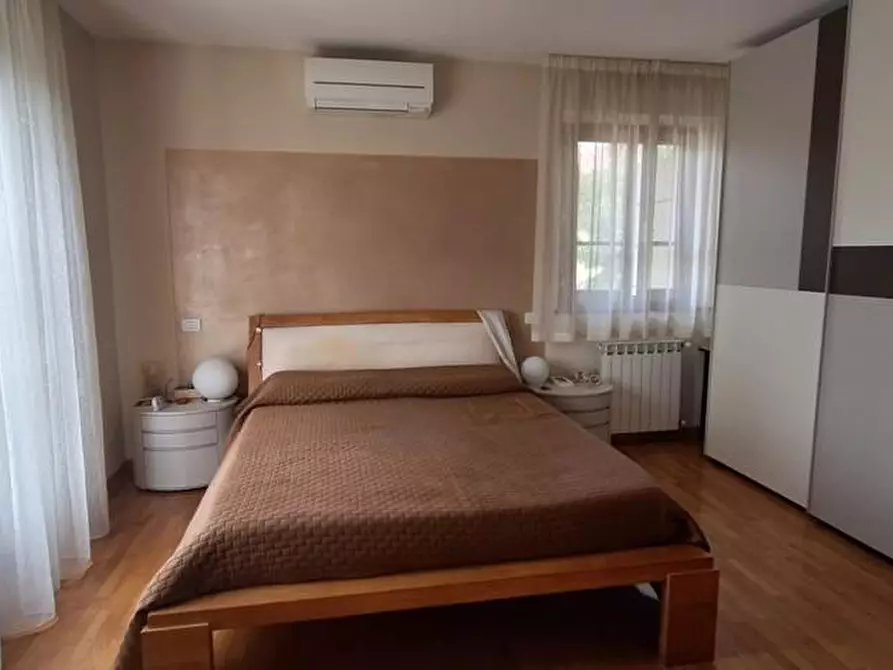 Immagine 9 di Casa quadrifamiliare in vendita  a Barga