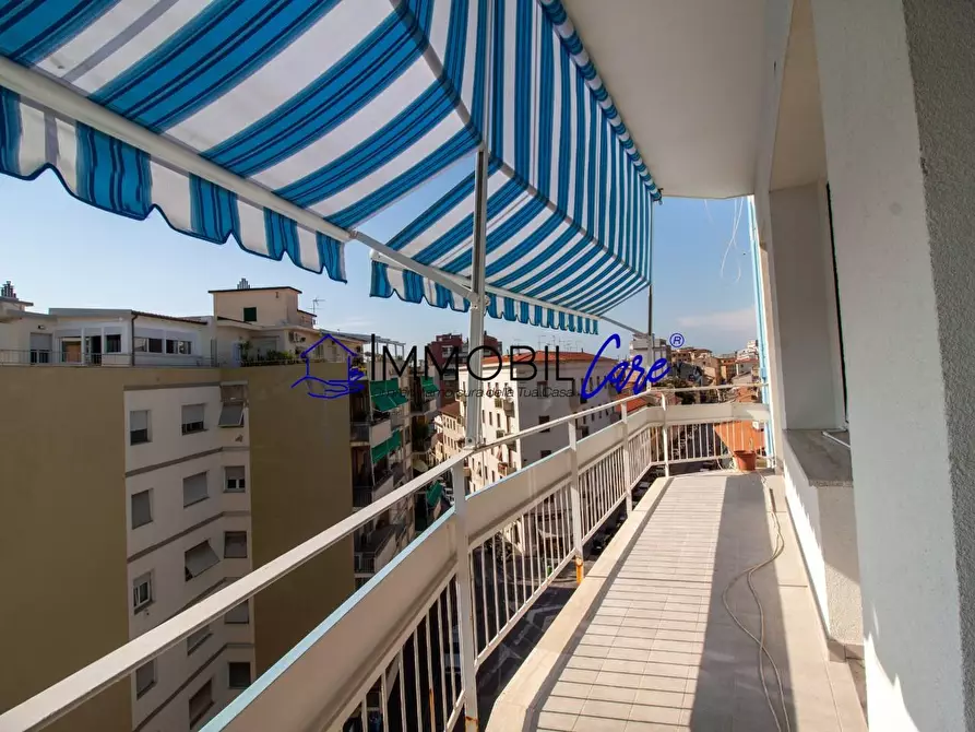 Immagine 4 di Appartamento in vendita  a Livorno