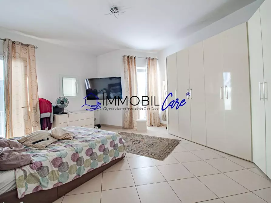 Immagine 12 di Appartamento in vendita  a Livorno