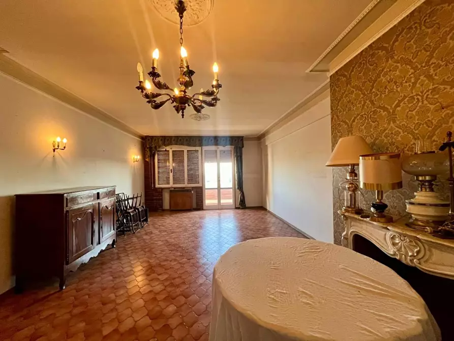 Immagine 2 di Appartamento in vendita  a Pisa