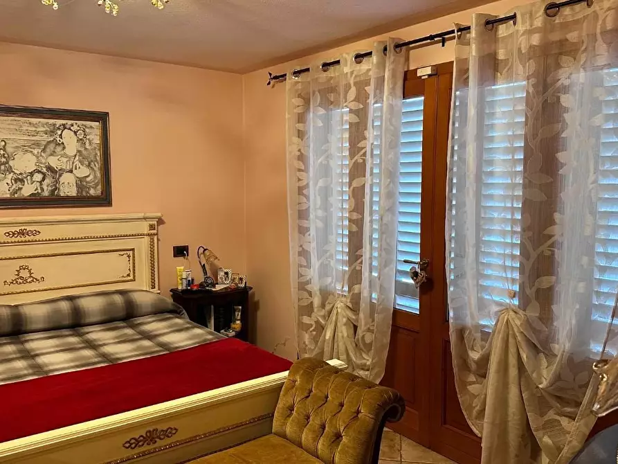 Immagine 15 di Casa indipendente in vendita  a Capannori