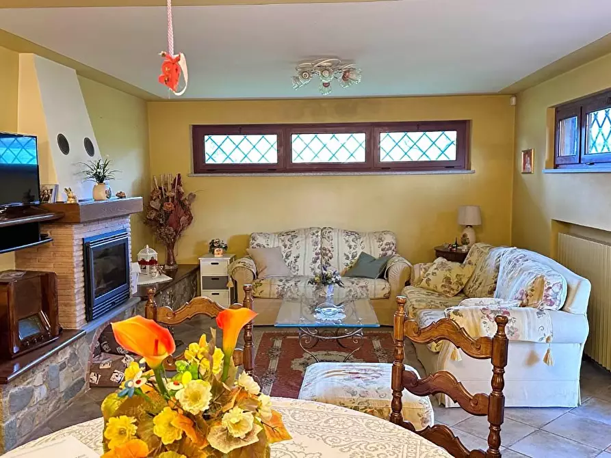 Immagine 2 di Casa indipendente in vendita  a Capannori