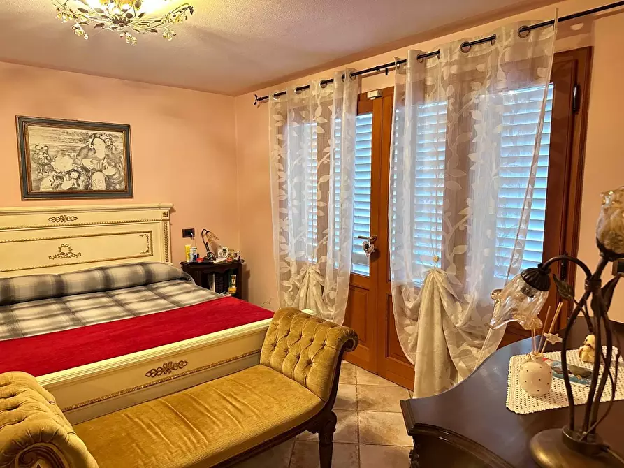 Immagine 23 di Casa indipendente in vendita  a Capannori