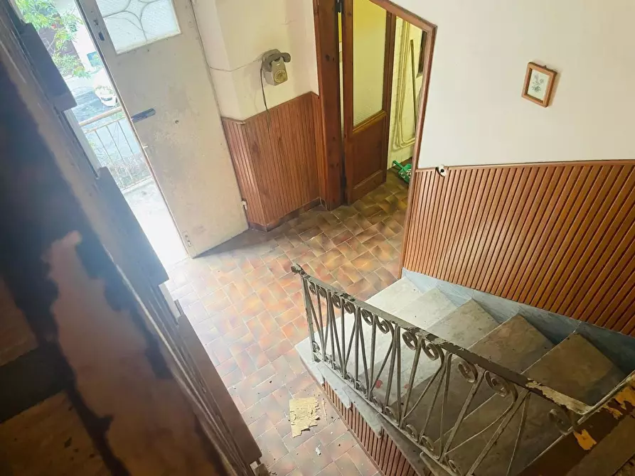 Immagine 14 di Casa indipendente in vendita  a Massa