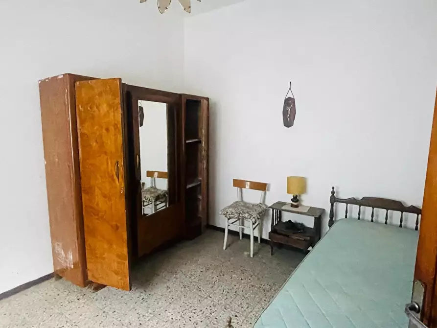 Immagine 23 di Casa indipendente in vendita  a Massa