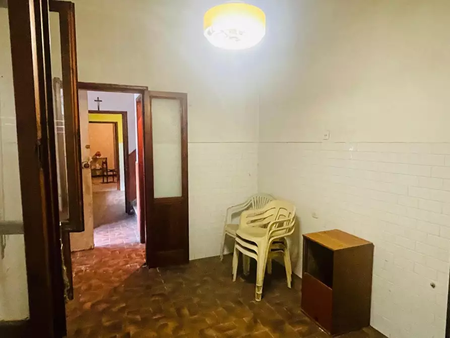 Immagine 10 di Casa indipendente in vendita  a Massa