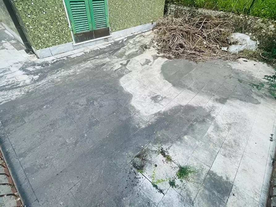 Immagine 29 di Casa indipendente in vendita  a Massa