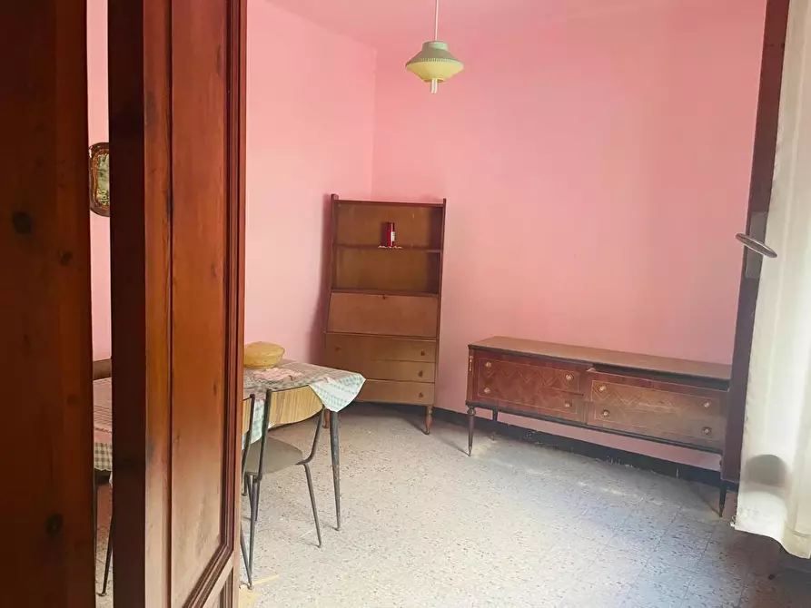 Immagine 25 di Casa indipendente in vendita  a Massa