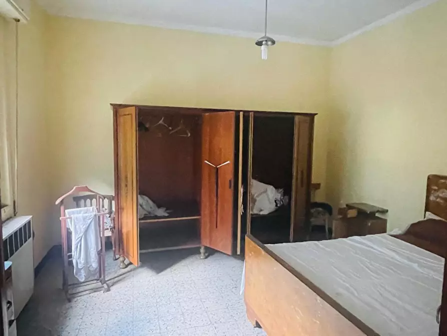 Immagine 19 di Casa indipendente in vendita  a Massa