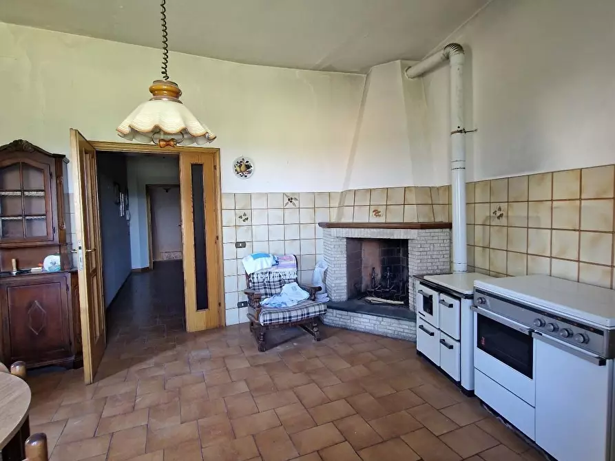 Immagine 12 di Porzione di casa in vendita  a Terricciola