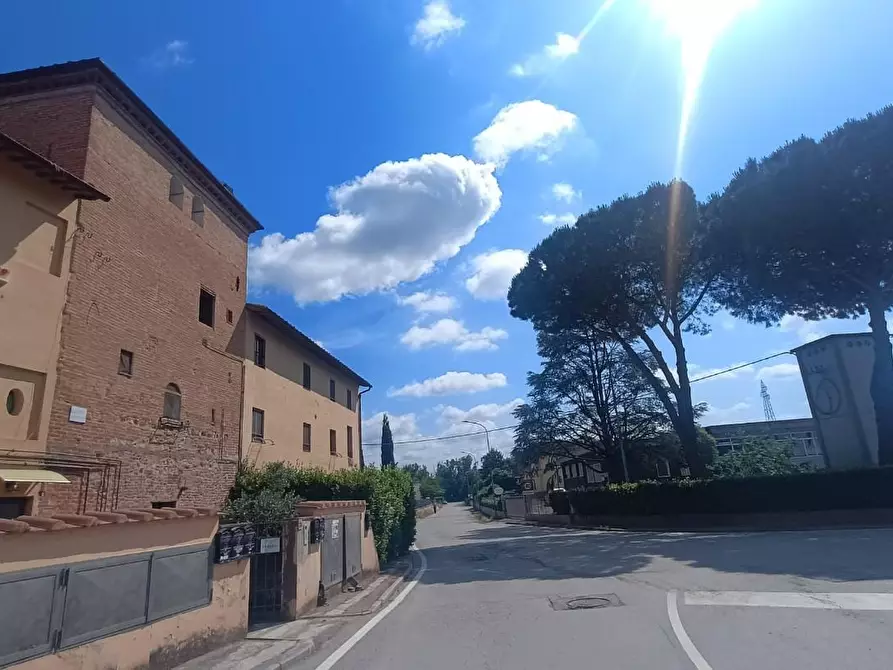 Immagine 4 di Appartamento in vendita  a San Gimignano