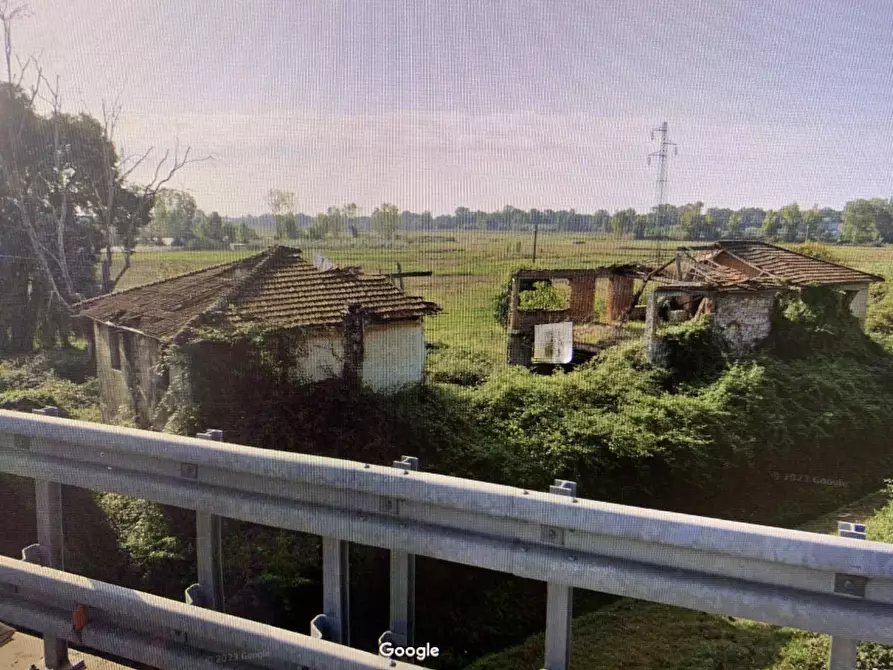 Immagine 7 di Rustico / casale in vendita  a Massarosa