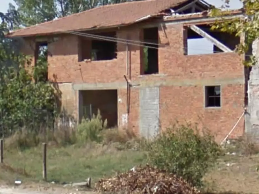 Immagine 13 di Rustico / casale in vendita  a Massarosa