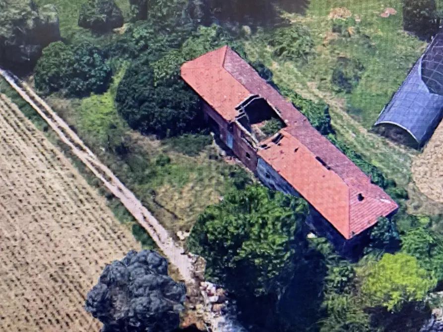 Immagine 5 di Rustico / casale in vendita  a Massarosa