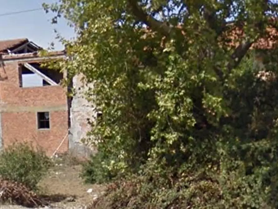 Immagine 2 di Rustico / casale in vendita  a Massarosa