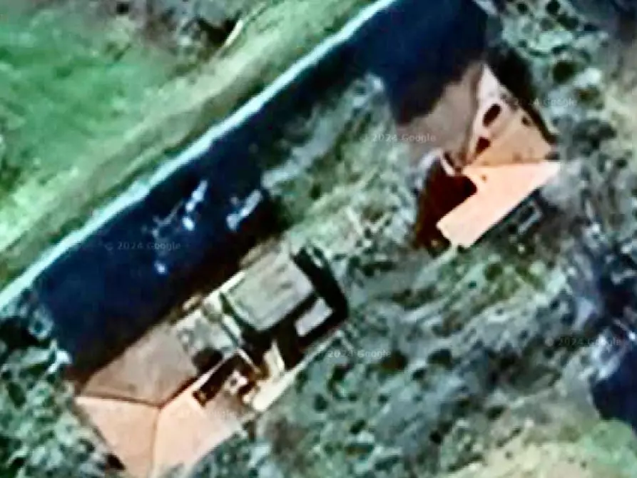 Immagine 18 di Rustico / casale in vendita  a Massarosa