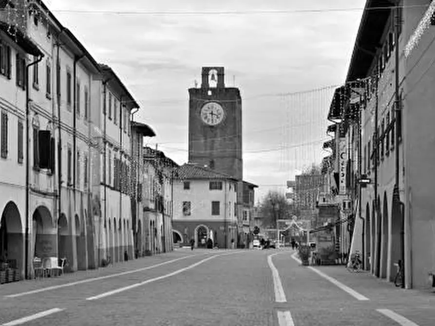 Immagine 1 di Terratetto in vendita  a Cascina