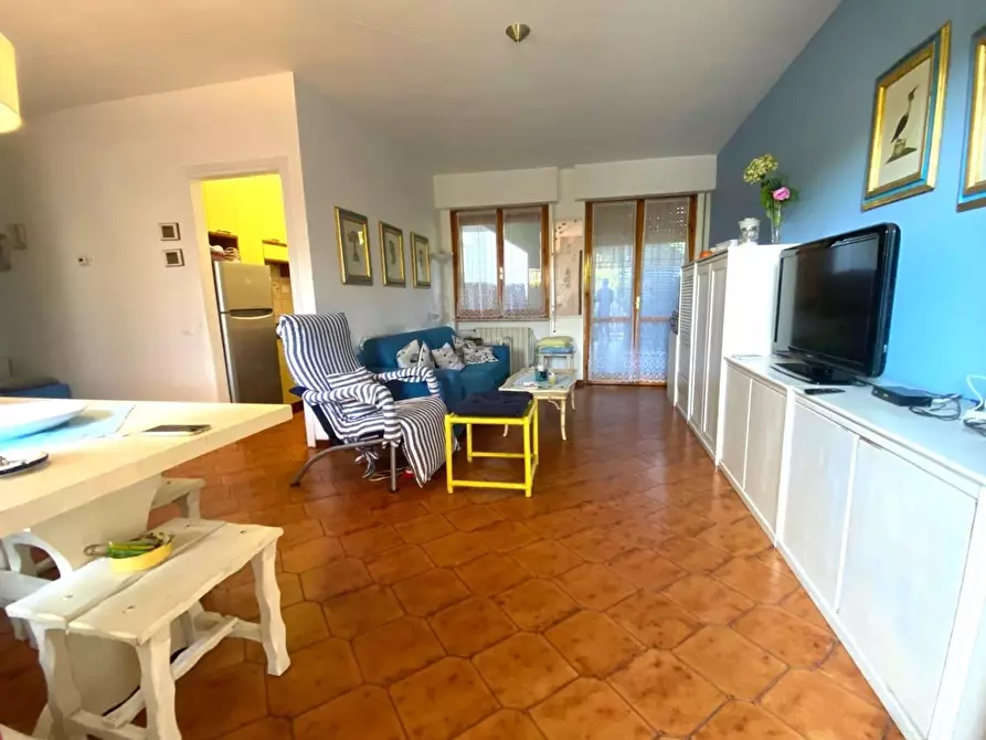 Immagine 12 di Appartamento in vendita  a Massa