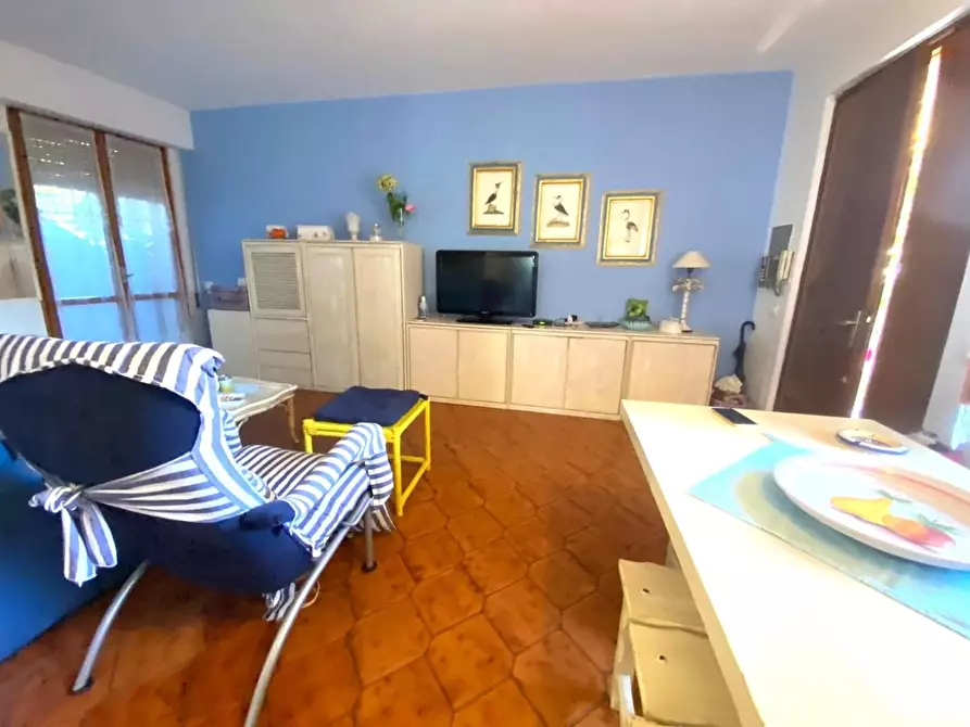 Immagine 4 di Appartamento in vendita  a Massa