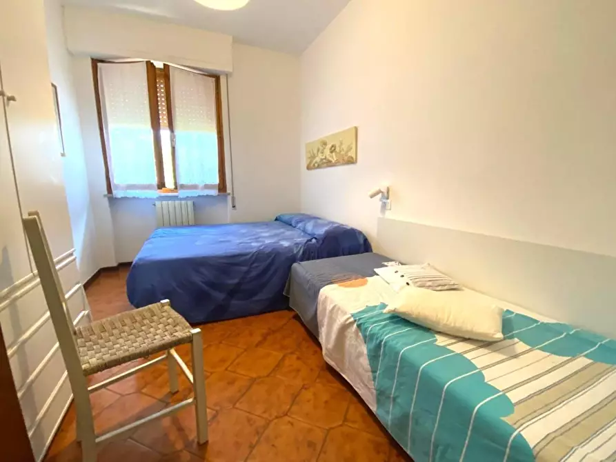 Immagine 7 di Appartamento in vendita  a Massa