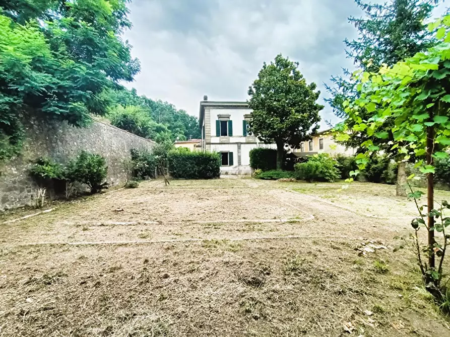 Immagine 1 di Villa in vendita  a San Giuliano Terme