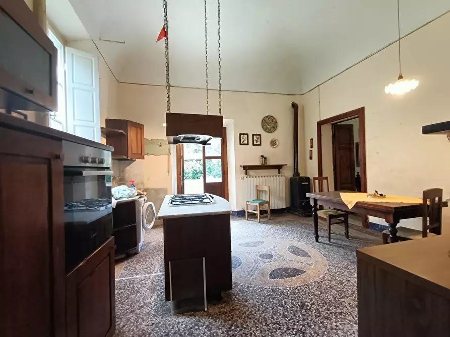 Immagine 7 di Villa in vendita  a San Giuliano Terme