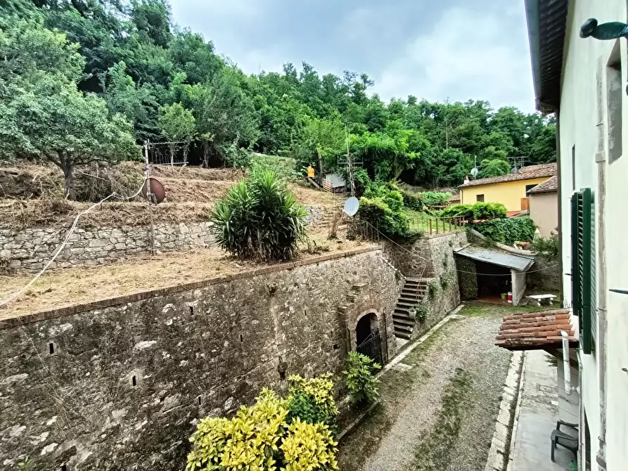 Immagine 32 di Villa in vendita  a San Giuliano Terme