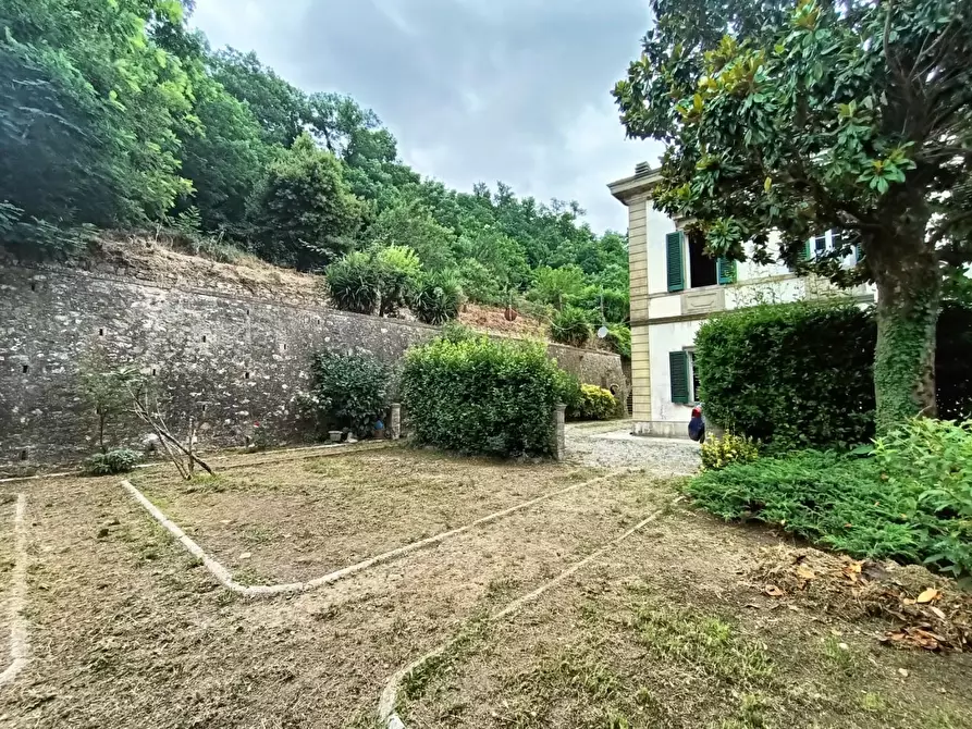Immagine 36 di Villa in vendita  a San Giuliano Terme